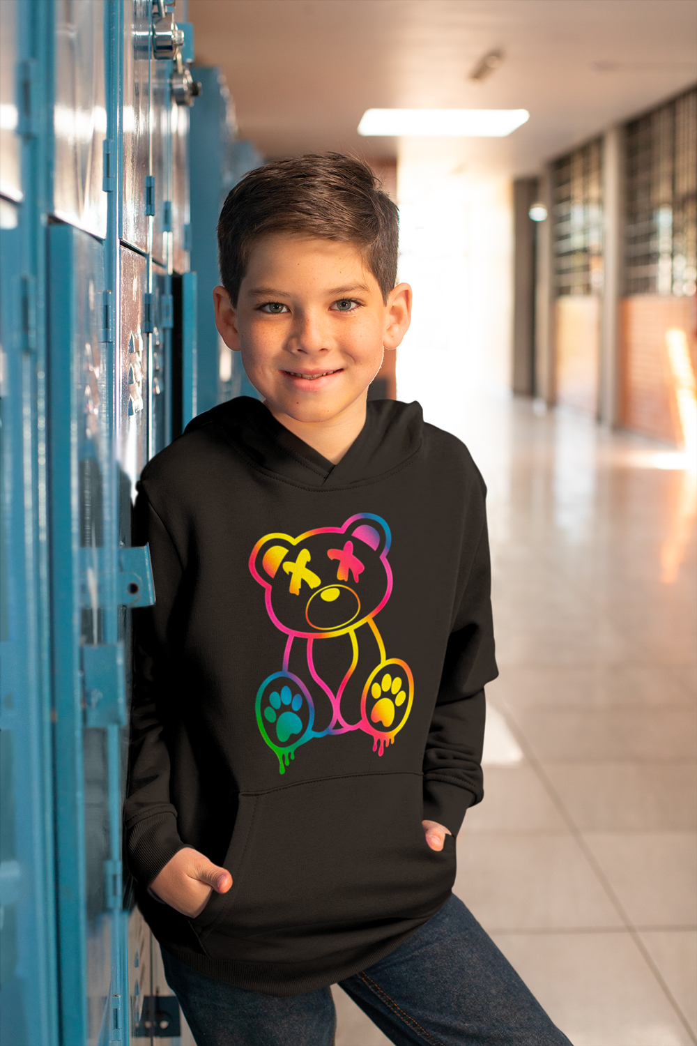 mockup-sweat-a-capuche-enfant-noir-ours-fluo.jpg
