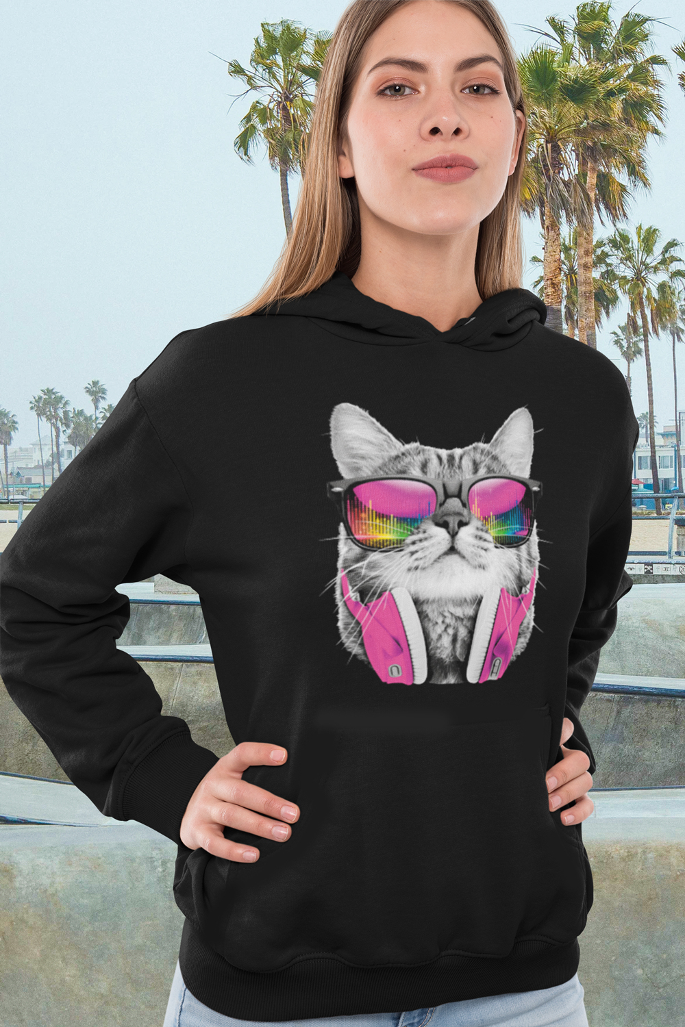 mockup-sweat-a-capuche-femme-chat-casque-dj.jpg