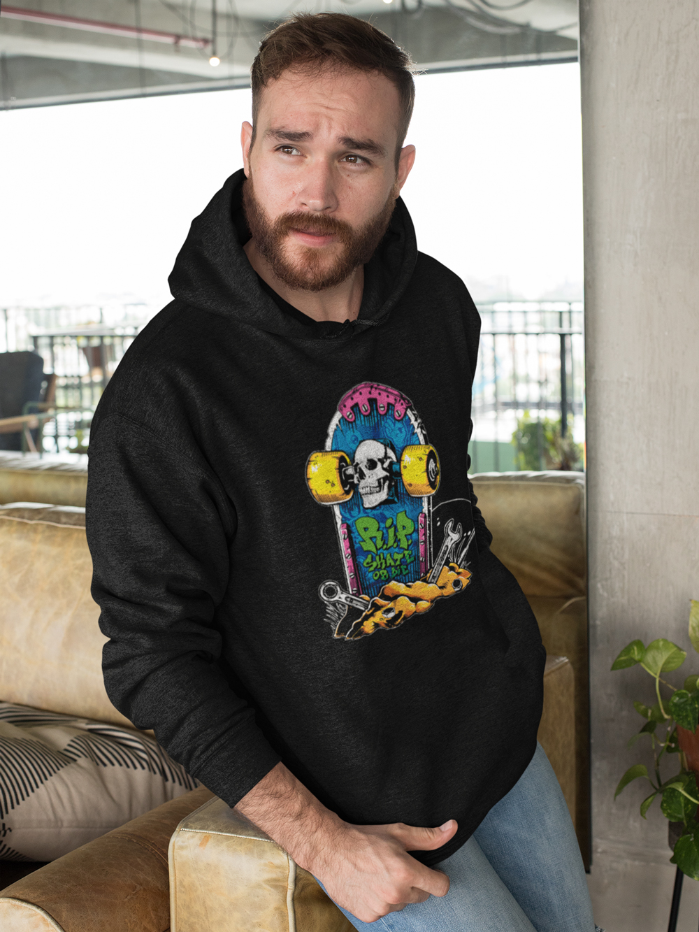 mockup-sweat-a-capuche-homme-rip-skate-or-die.jpg