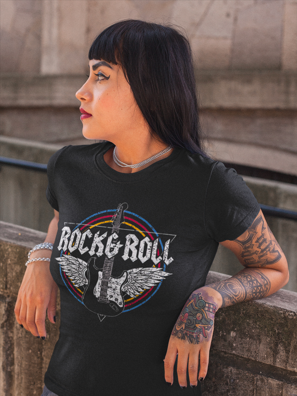 mockup-t-shirt-femme-rock-n-roll-guitare.jpg