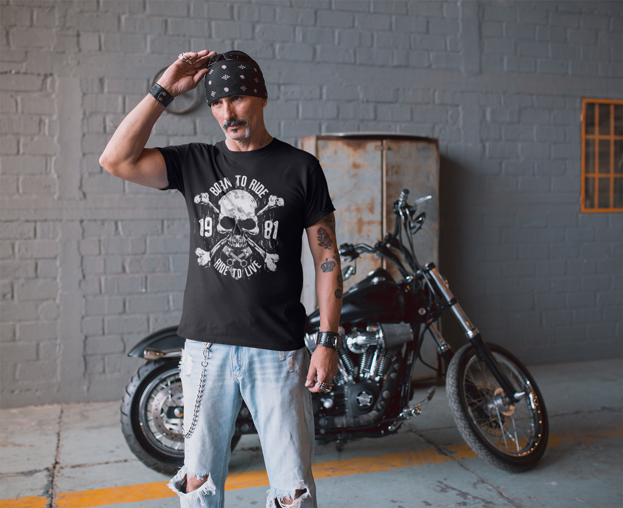 mockup-t-shirt-homme-born-to-ride-ride-to-live.jpg